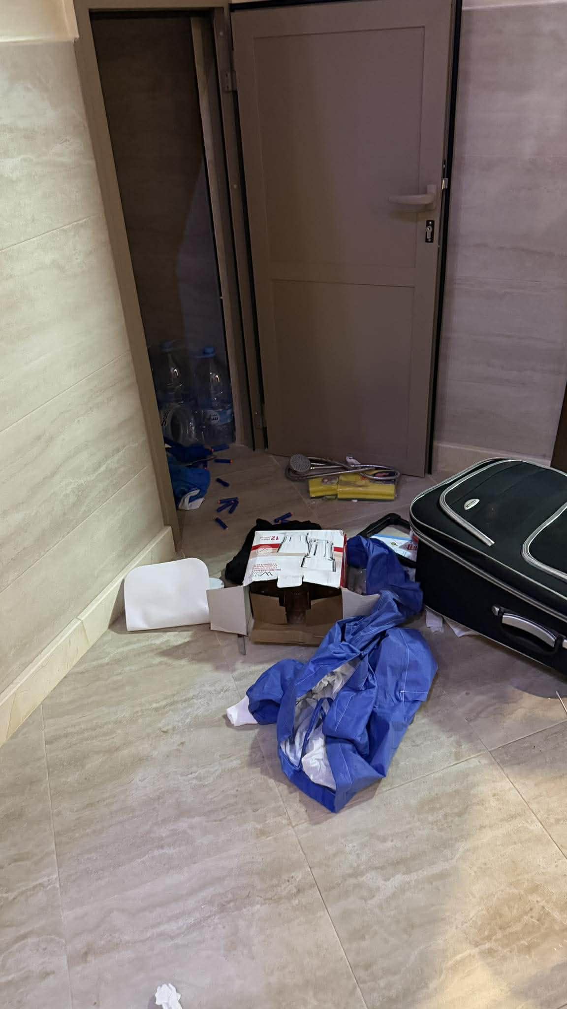 توقيف ثلاثيني من ذوي السوابق بعد سرقات استهدفت منازل الجالية بحي عاريض توقيف ثلاثيني من ذوي السوابق بعد سرقات استهدفت منازل الجالية بحي عاريض